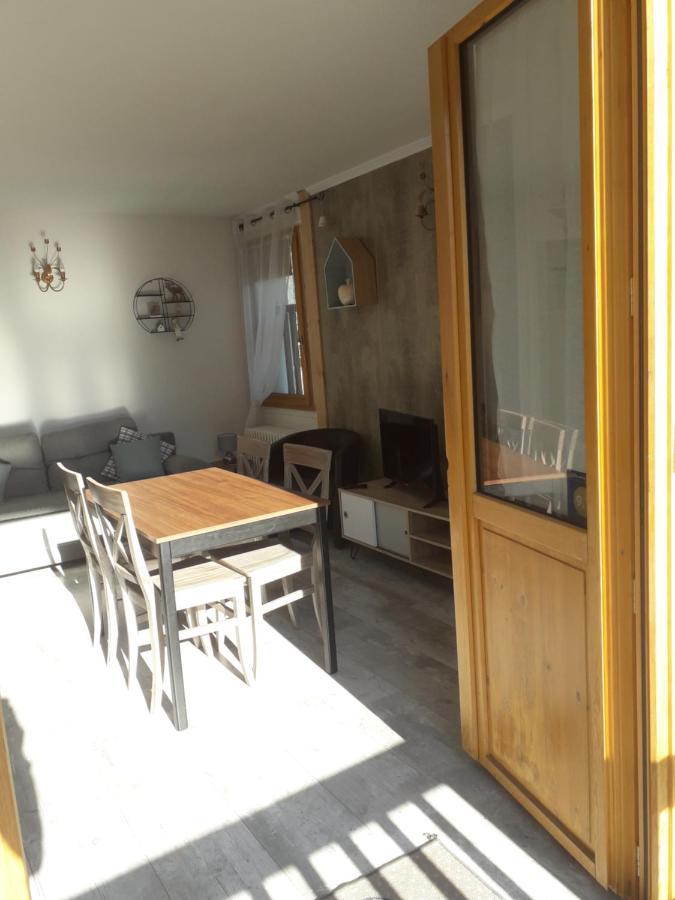 Enclos Savoyard Appartement Meuble 1Chambre 1 Canape Lits 3Personnes Grand-Aigueblanche 外观 照片